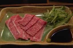 炭火焼肉いろり