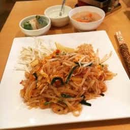 バーンリムパー 新宿一丁目店