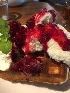 dappleback cafe