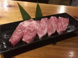 本格炭火焼肉わたなべ