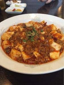 齊華房