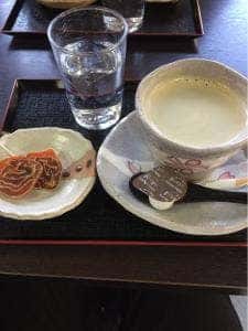 ふもとや