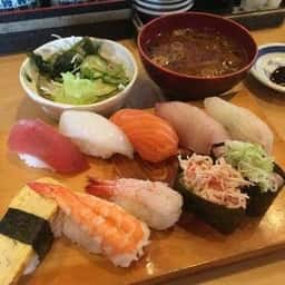 回転寿司ぶんぶん