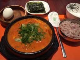 スンドゥブトーフハウス