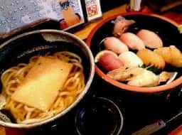 うどんと巻寿しの真剣勝負 巌流島