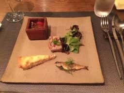 楽の蔵 レストランChez tomo.