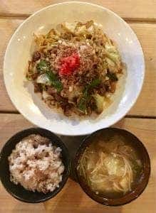 倉庫ミュージアム WAWAWA cafe bar