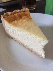 フルーツケーキファクトリー麻生店