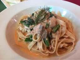 トラットリアシン