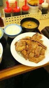松屋 多摩愛宕店