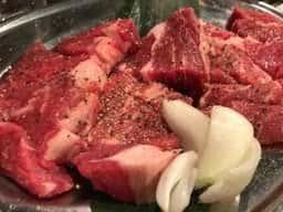 七輪炭火焼肉。ヤキニク家。玄