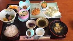 食事処 おおみ屋