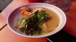金龍ラーメン 御堂筋店