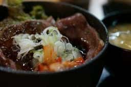 焼肉レストラン鳥取牧場村