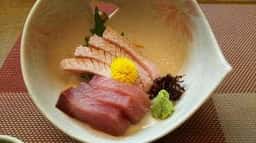 こま