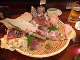 月○