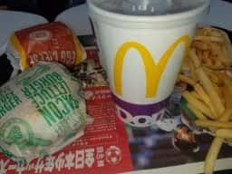 マクドナルド 環状通伏古店
