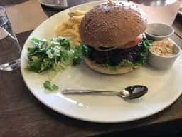 BONSALUTE CAFE