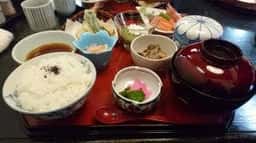 海鮮うまいもんや京らぎ