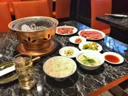 黒毛和牛炭火焼肉 名将