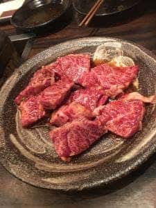 炭火焼肉 煙八