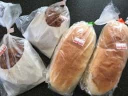 成沢パン店
