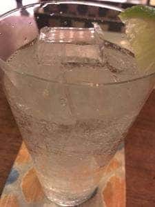 タベルナ・タケ