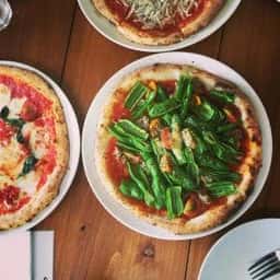 薪窯ピッツァ&廃校イタリアン Da Pe GONZO