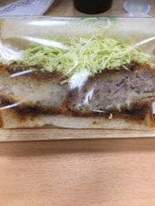 ダンブラウン 三鷹市役所前店