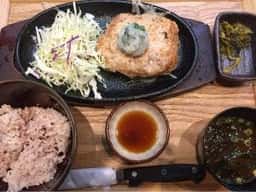 鳥と卵の専門店 鳥玉 中城店