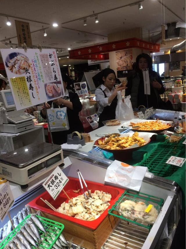 銭福屋 白山市本店 - サブ画像2