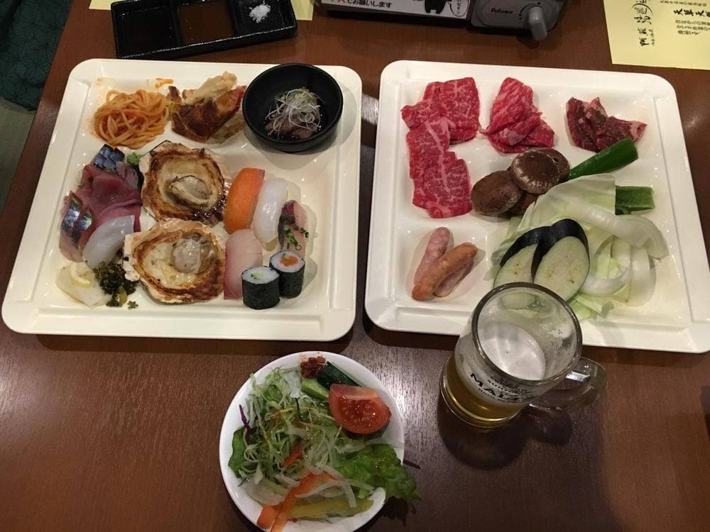 湯巡追荘 食事会場