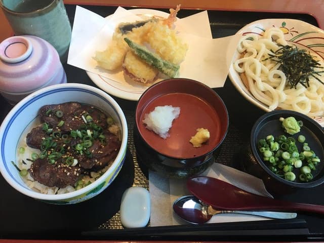 庄屋 イオン八幡東店 - サブ画像1