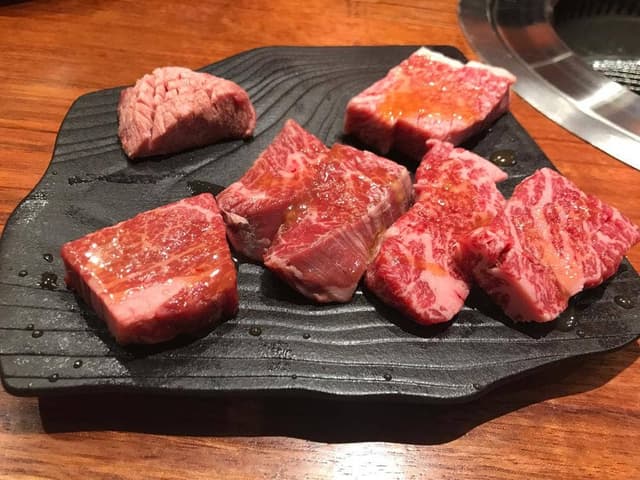板前焼肉 一笑 中津店 - サブ画像3