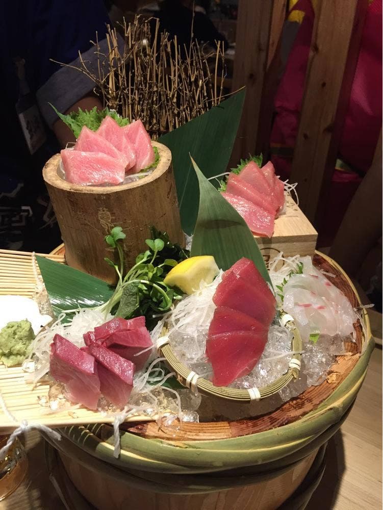 本マグロ鉄板炉端劇場 魚島屋