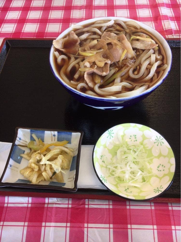 しろ椿 純手打ちうどん店