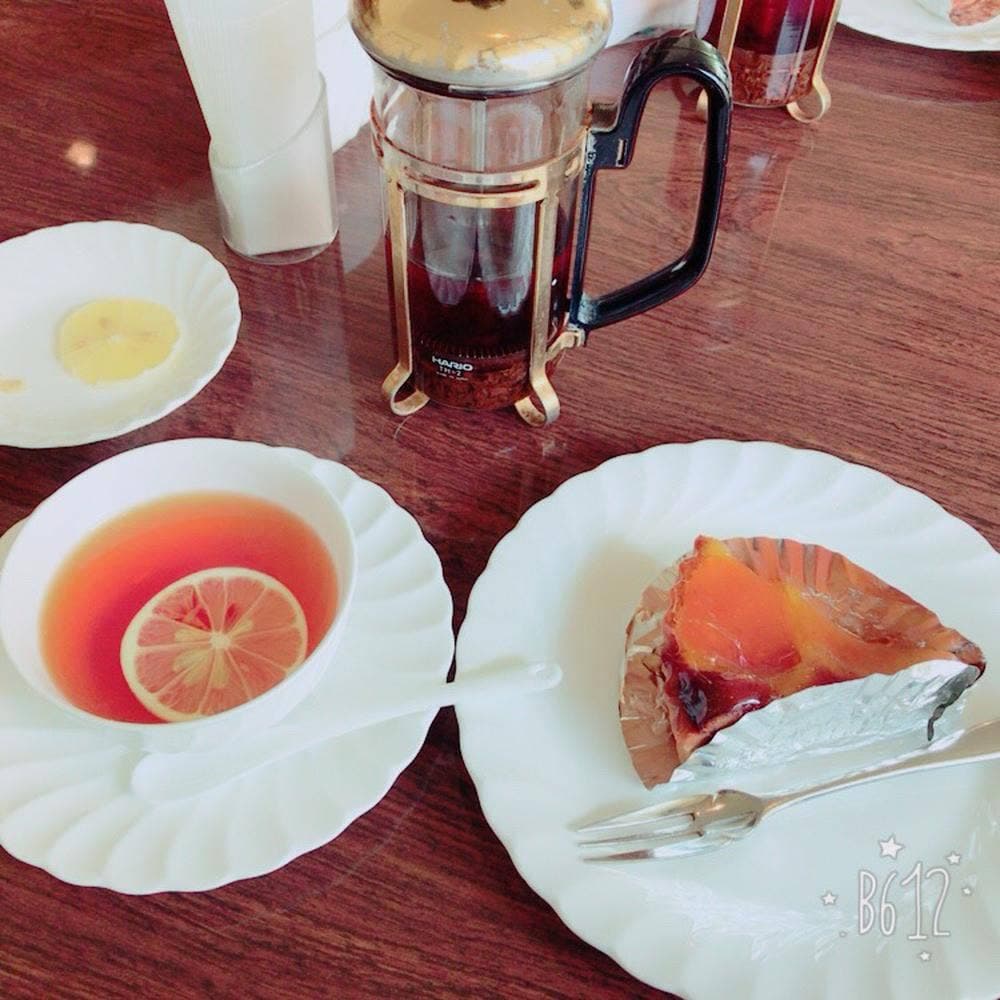 サープラスハウス