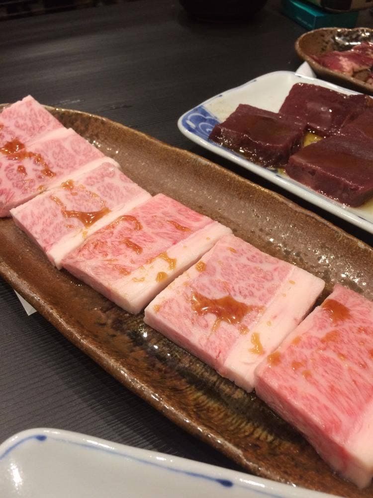 やきにく 肉料理 三日月