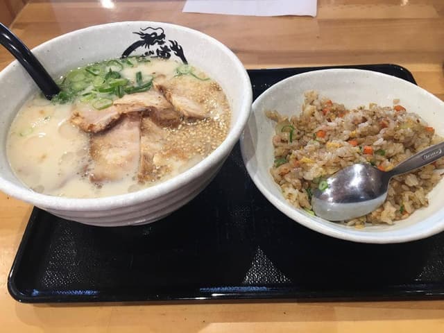 東龍軒日明本店 - サブ画像1