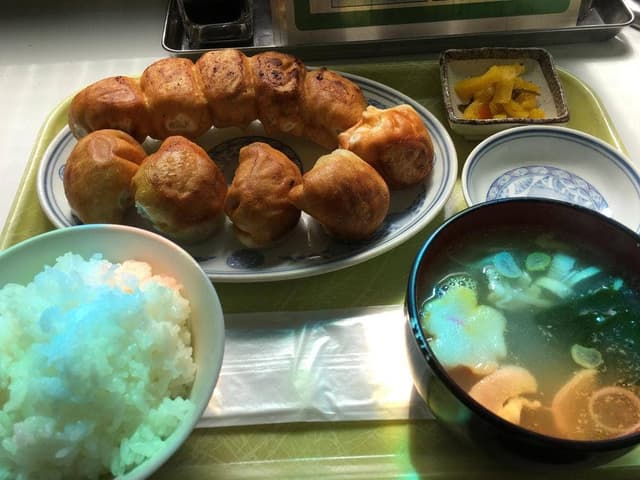 ホワイト餃子 久喜店 - サブ画像1