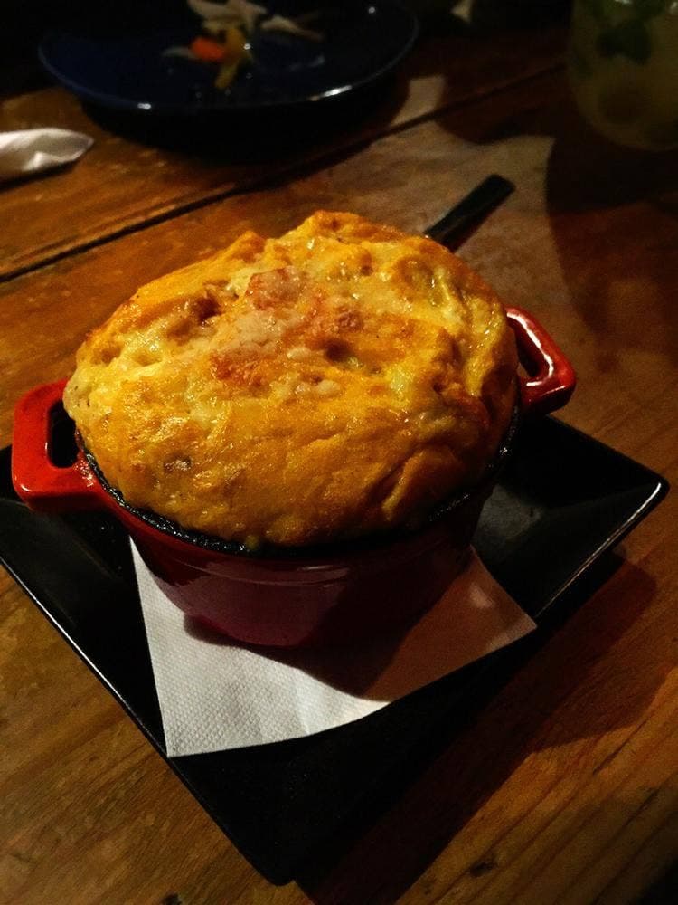 WINE and TAPAS BAL ELSECO