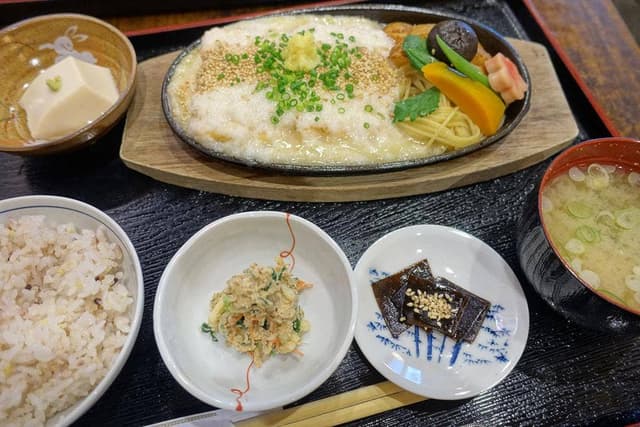 豆富料理 六弥太 - サブ画像2