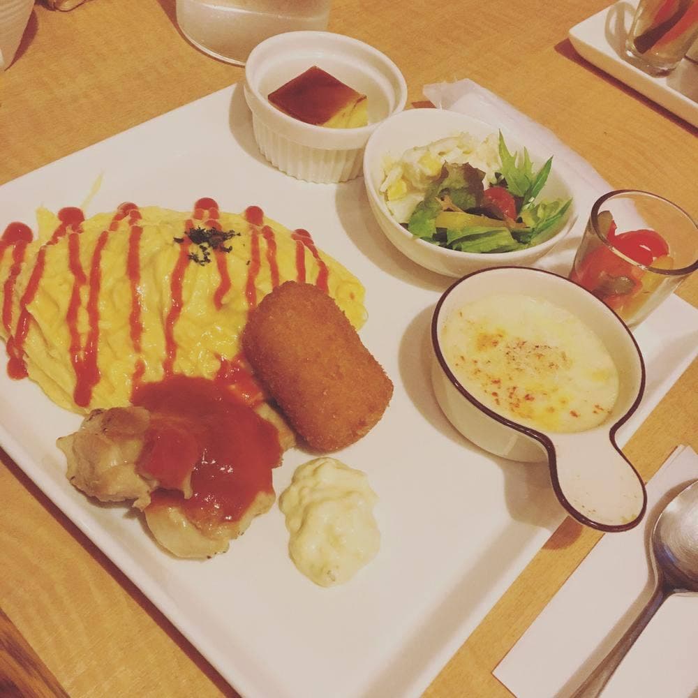 洋食屋バンフィール