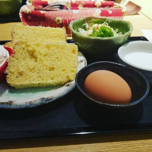 もちもち小麦の スイーツ&カフェ 魔法庵 - サブ画像2