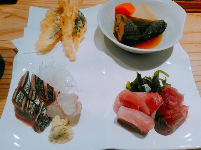 すし・魚処 のへそ 博多店 - サブ画像2