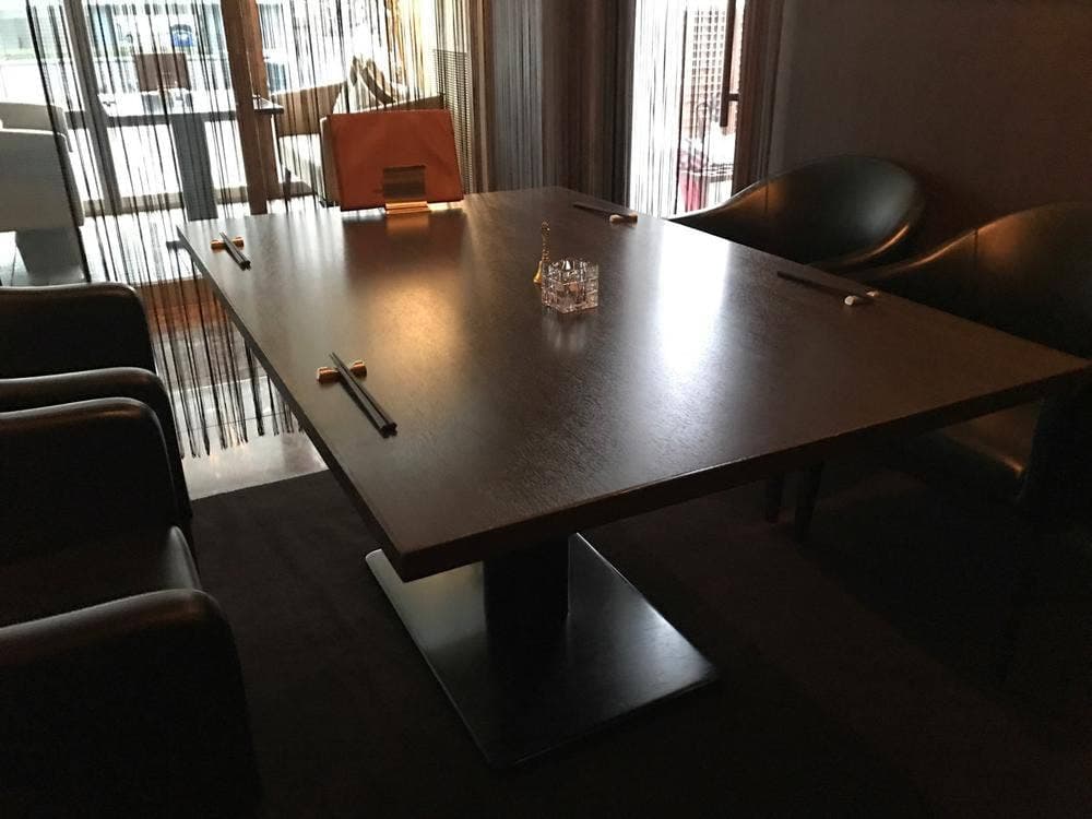 レストラン&バー Art