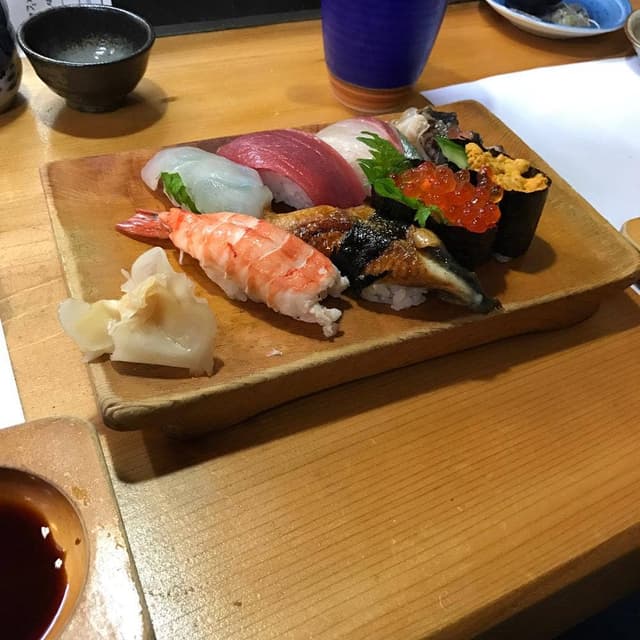 なる美寿司 - サブ画像2