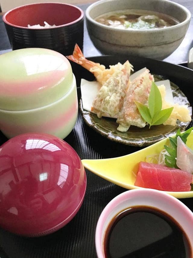 手打ちうどん 錦 上手野本店 - サブ画像3