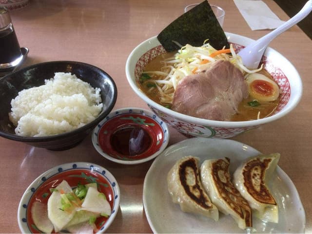 ラーメンめん丸新国道店 - サブ画像1
