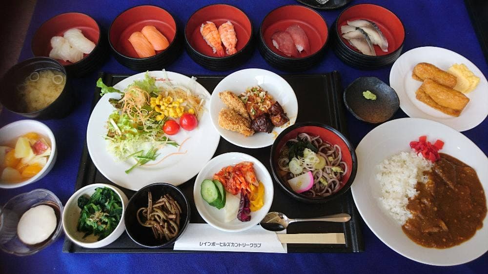 レインボーヒルズカントリークラブ レストラン